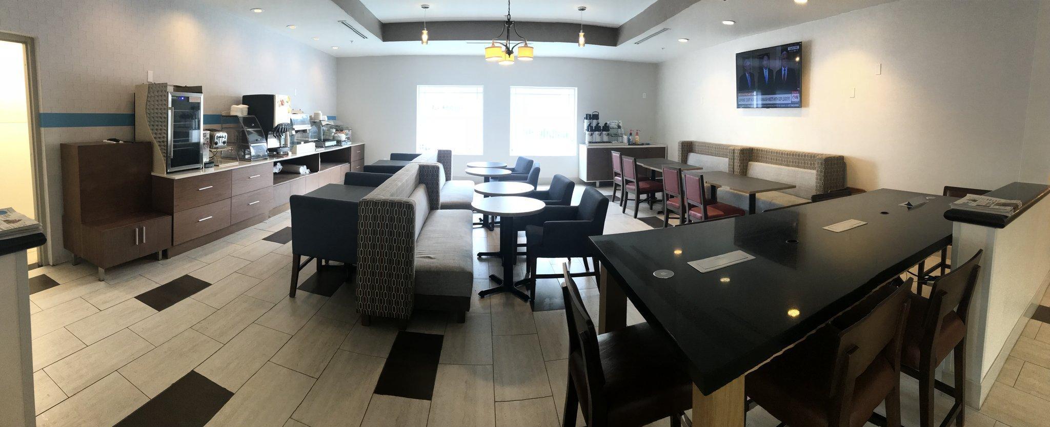 Holiday Inn Express Venice By Ihg Venice Gardens Extérieur photo
