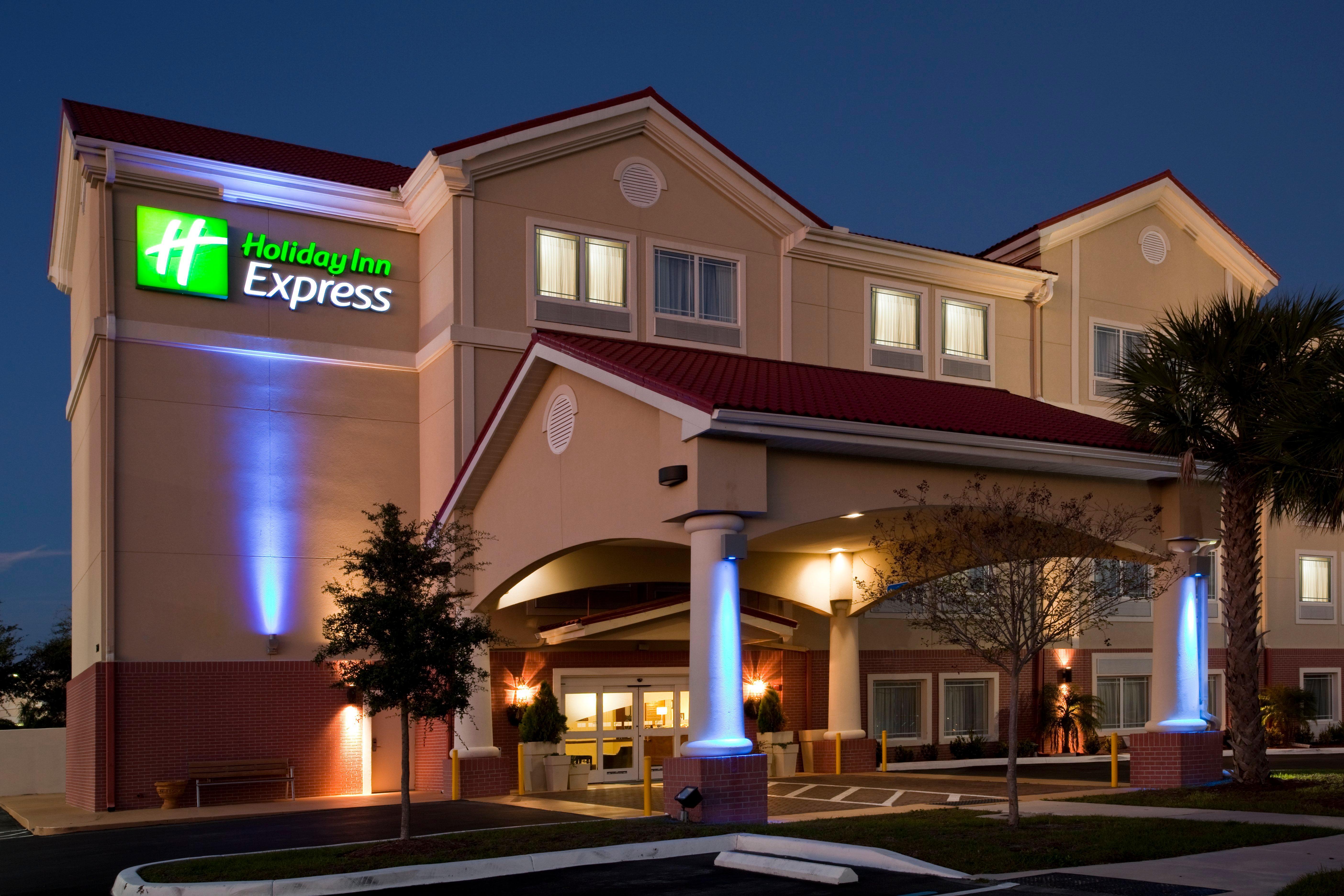 Holiday Inn Express Venice By Ihg Venice Gardens Extérieur photo